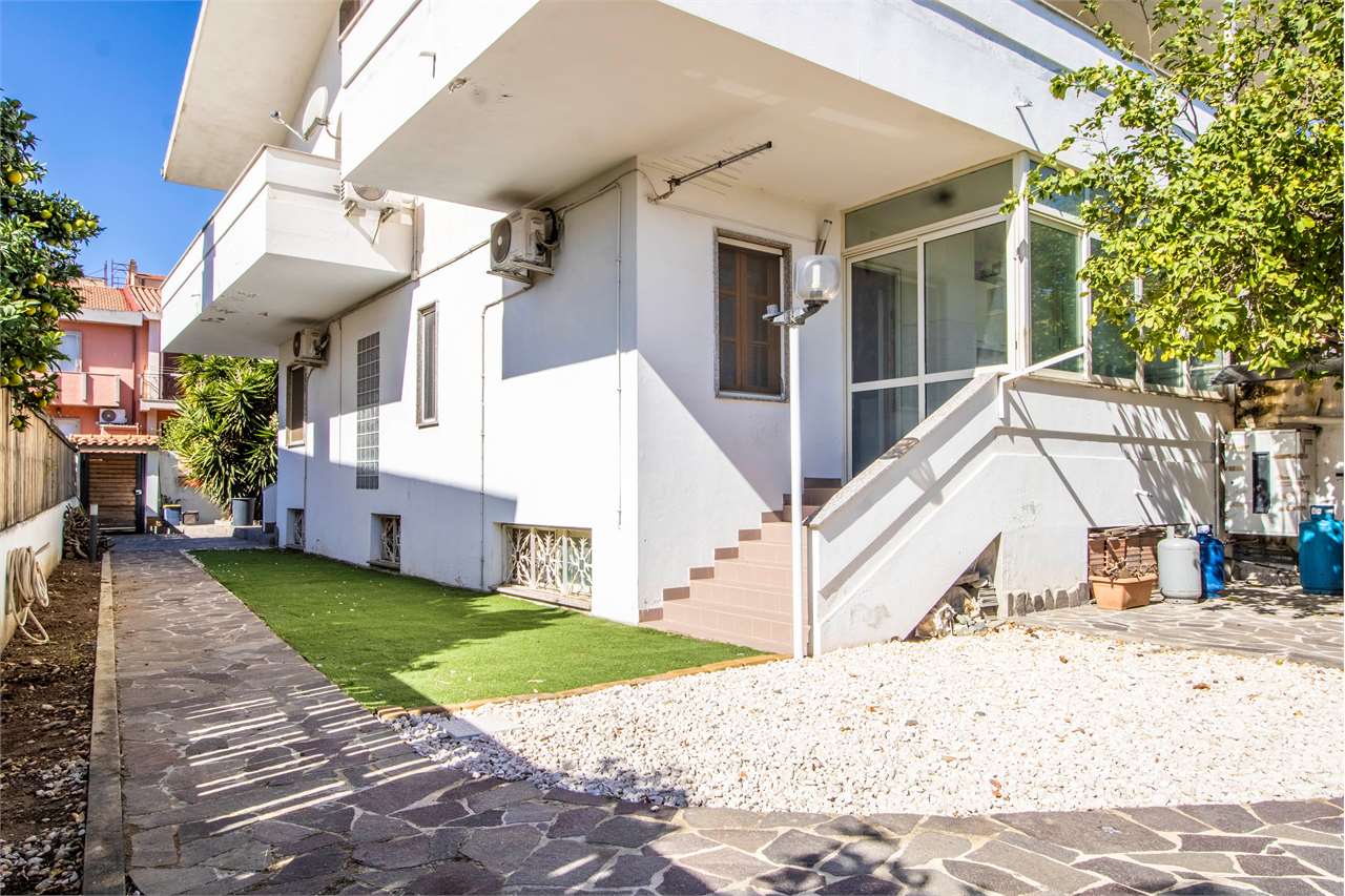 Villa con giardino a Is Bingias – Imobiliando #finsubito richiedi mutuo fino 100%